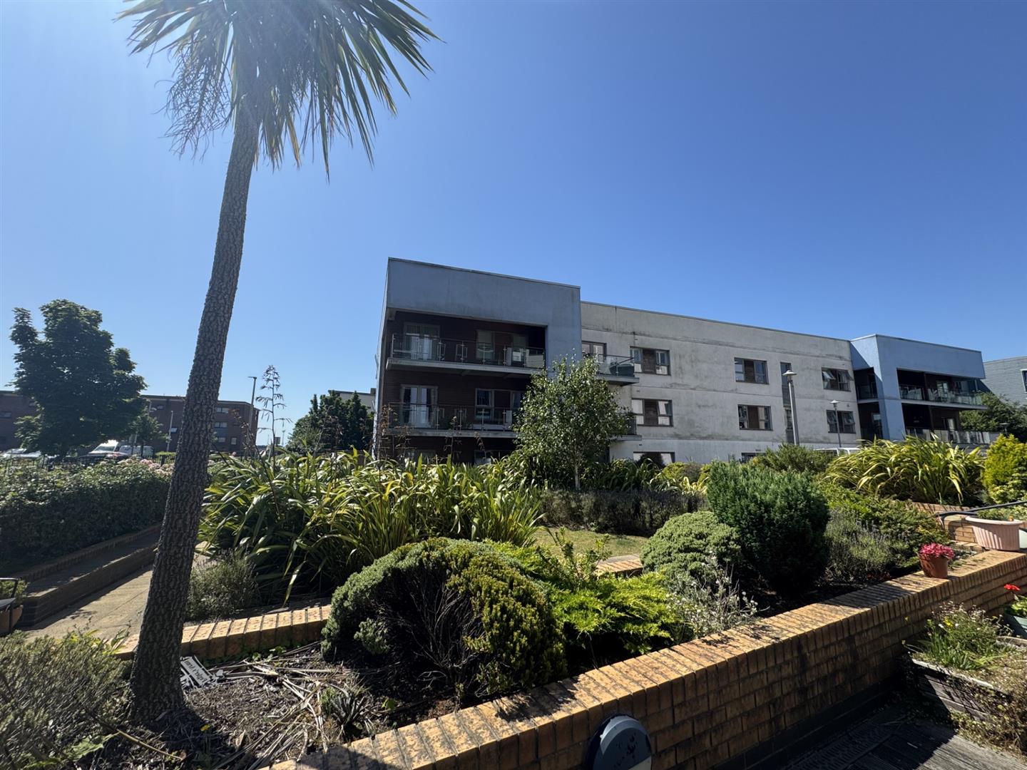 Mariners Court, Lamberts Road, Marina, Swansea, SA1 8QS